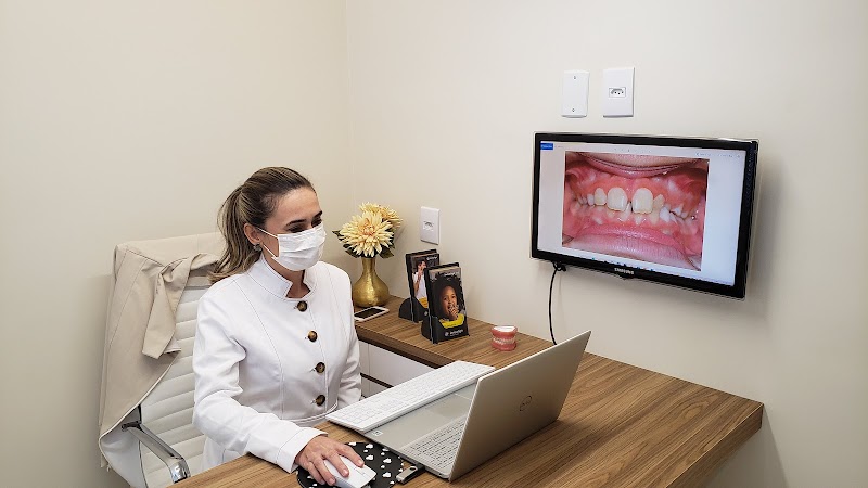 ORTHODONTICA | Implante | Ortodontia | Alinhador | Ronco | Faceta | Prótese | Perio | Odontopediatria | Clareamento | Canal - foto 5