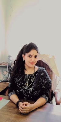 Dr Iesha Mahajan
