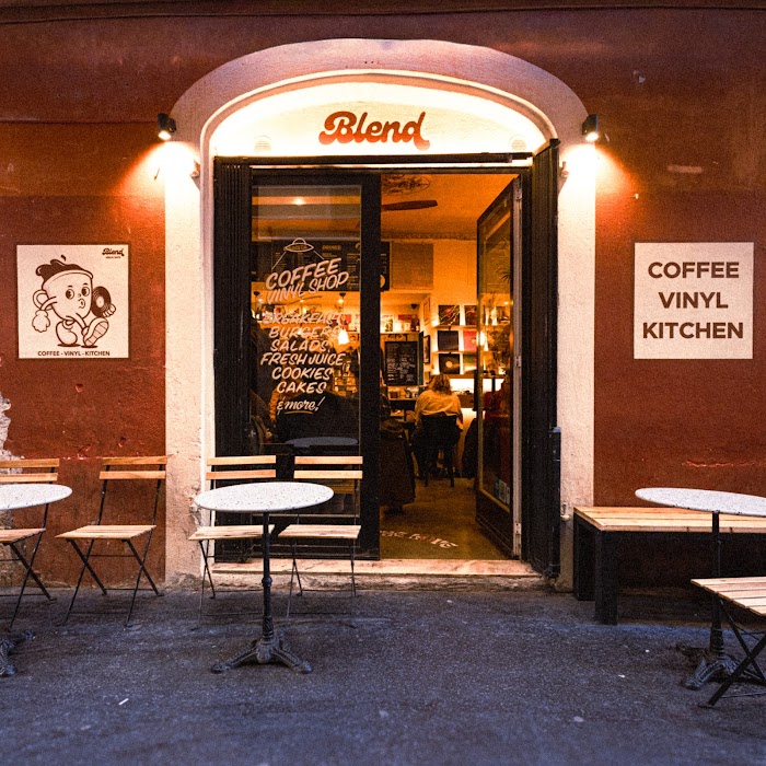 Blend Coffee and Vinyl shop fotoğraf 1