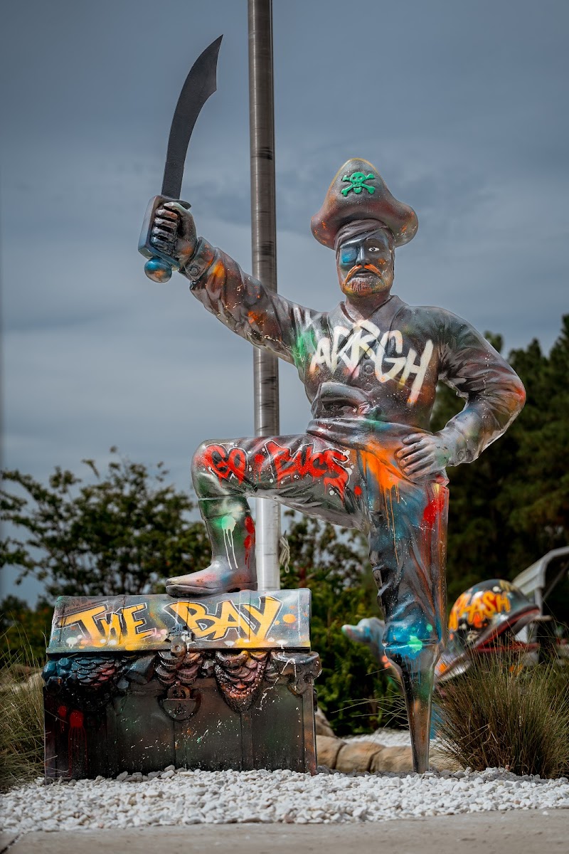 Mulligans Mini Golf — interior