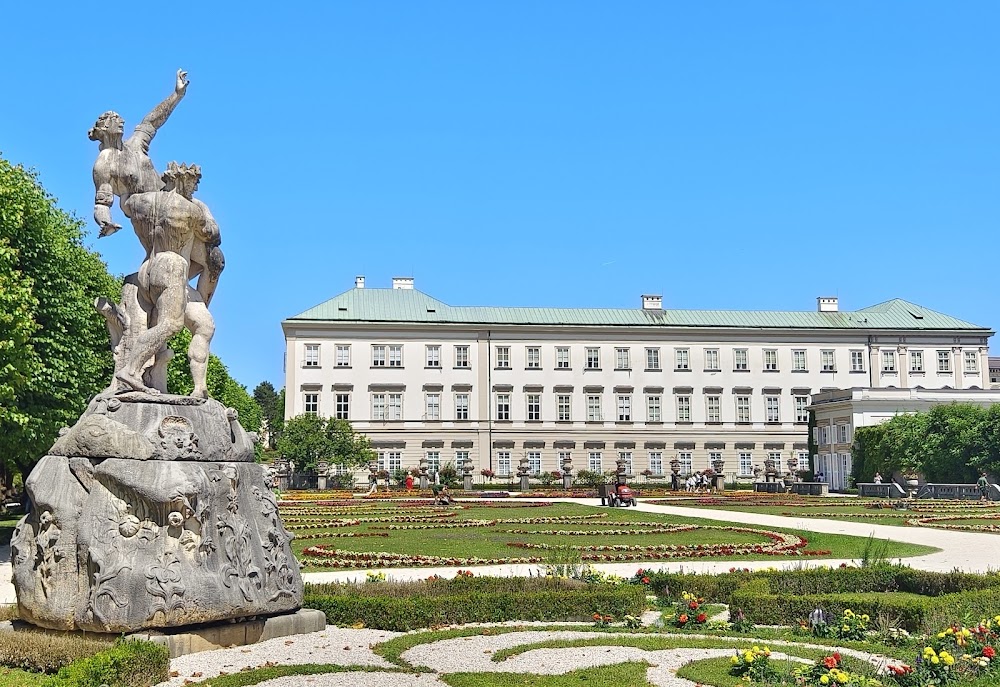 Schloss Mirabell fotoğraf 1