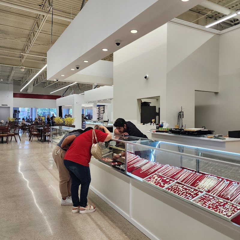 Elgin Mall of East Dundee photo 4