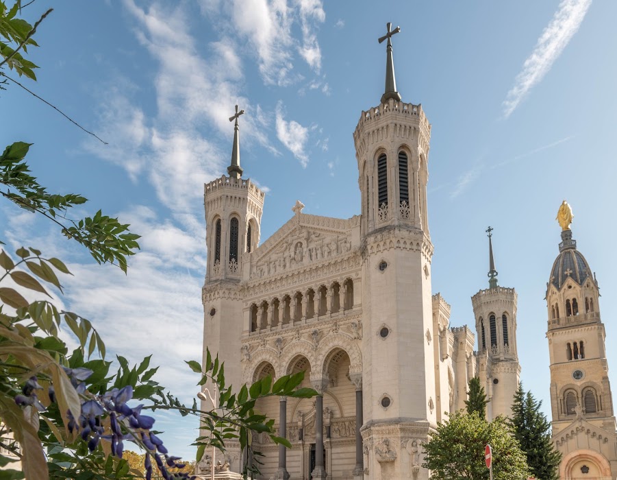 Basilique Notre-Dame de Fourvière fotoğraf 1