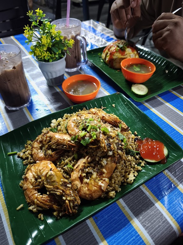 Warung Keluarga - Photo 1