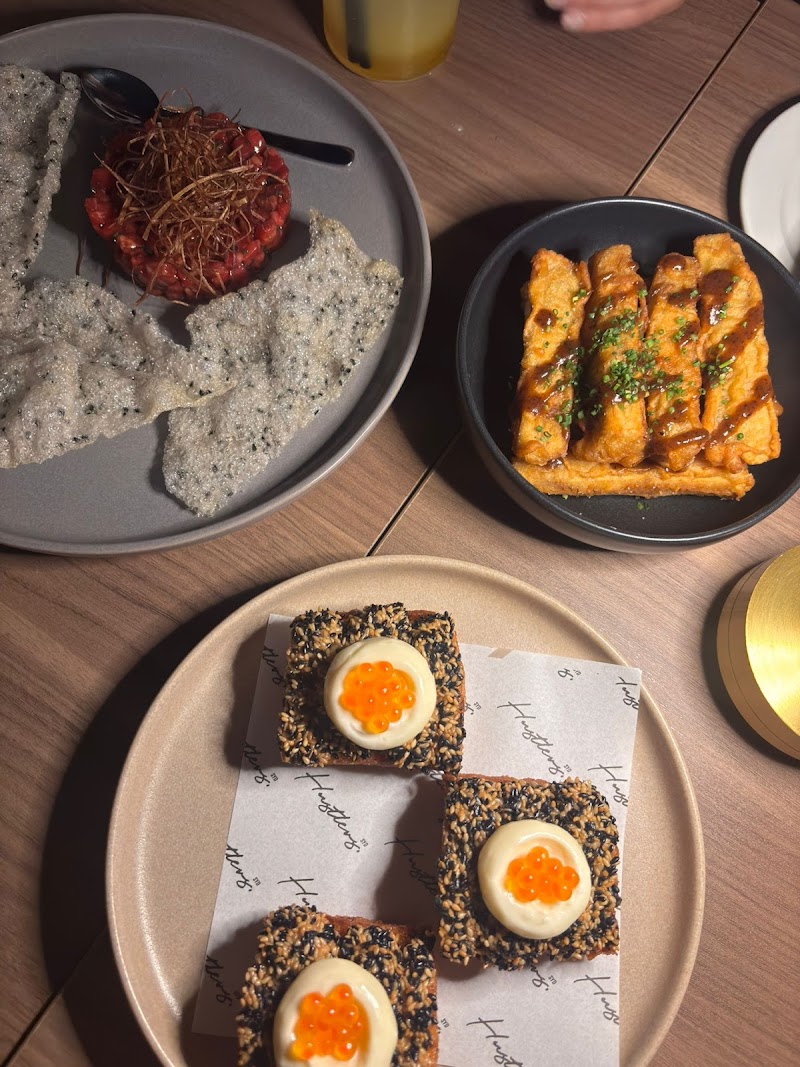 Hustlers. Syd photo 4