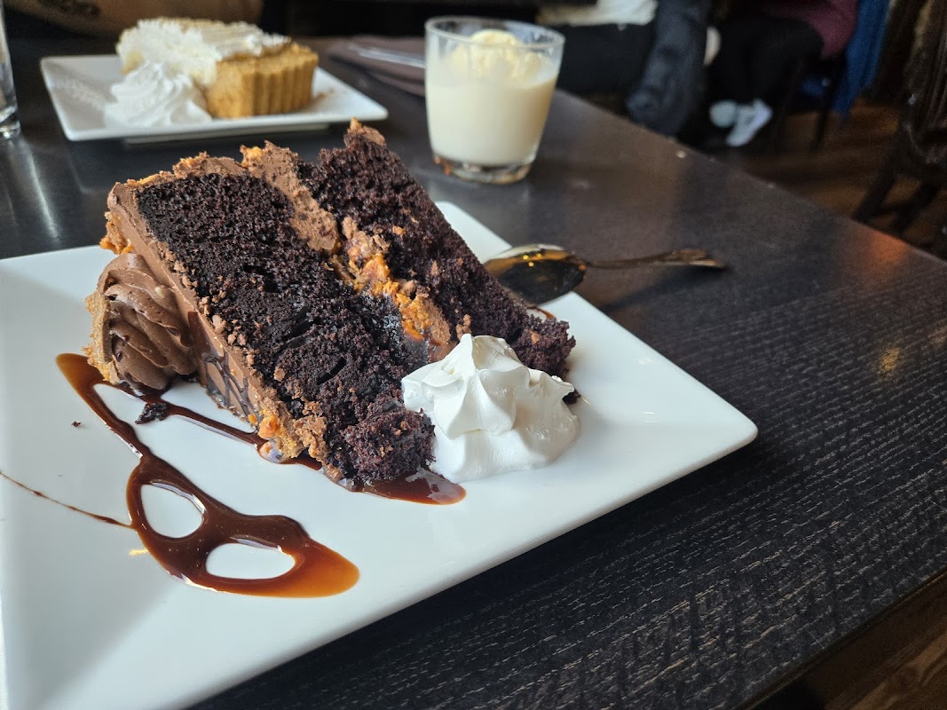 Kaminsky's Dessert Cafe photo 3