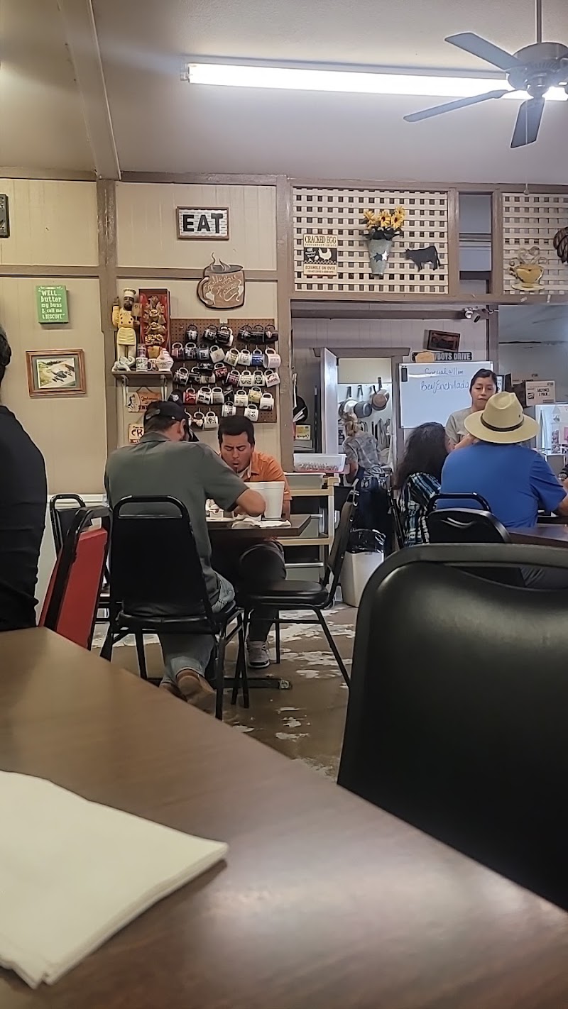 Estella's Country CornerCafe photo 4