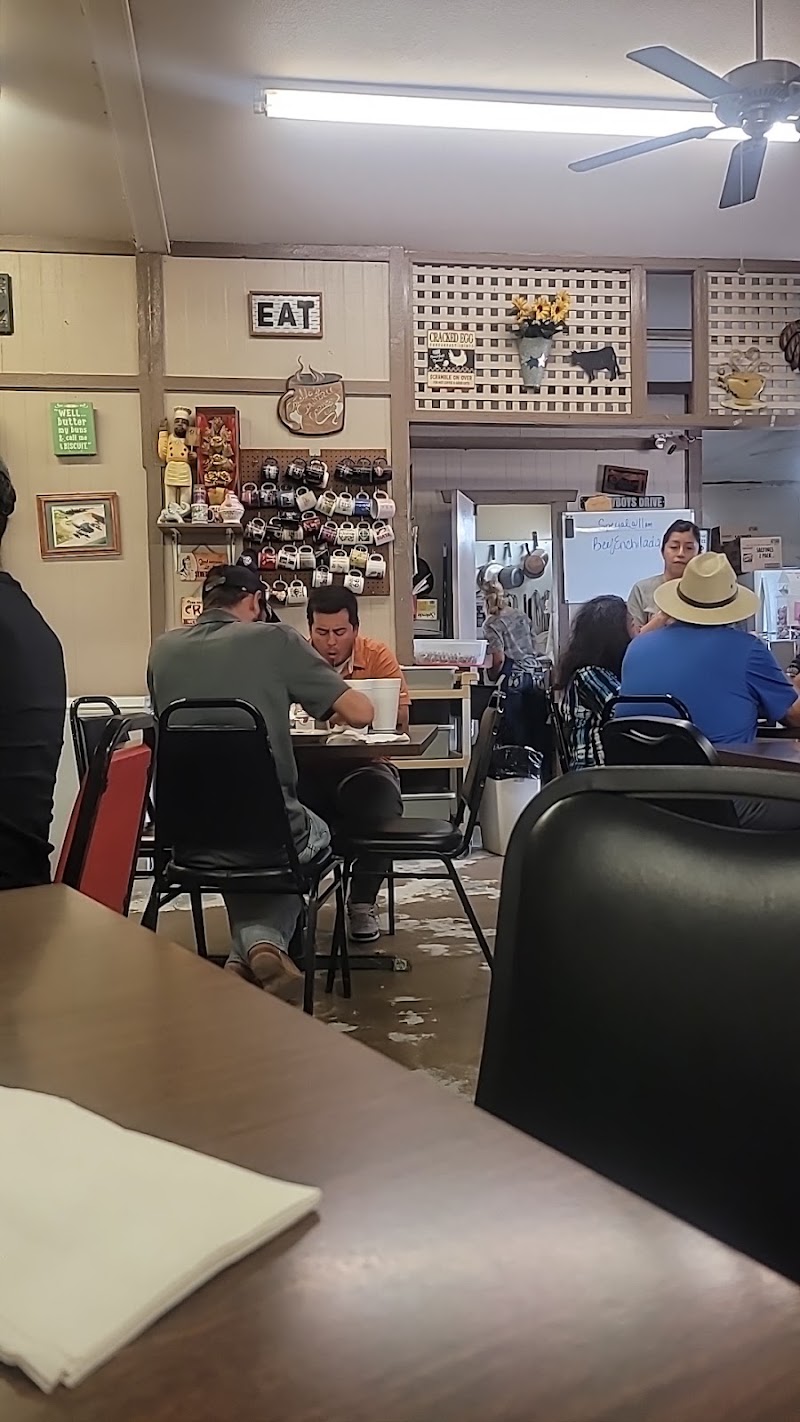 Estella's Country CornerCafe photo 4