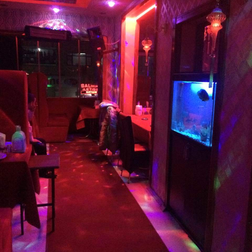 Cadde Bar mekanı