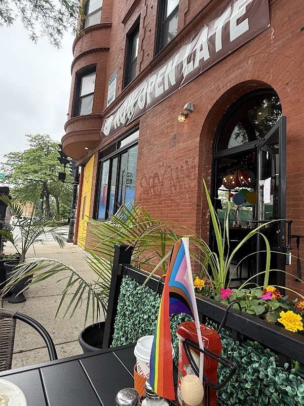 Pancake Café Wrigleyville | Breakfast, Brunch, & Lunch