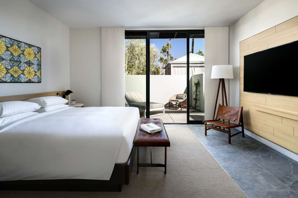 Andaz Scottsdale Resort & Bungalows, dog-friendly hotel, photo 5