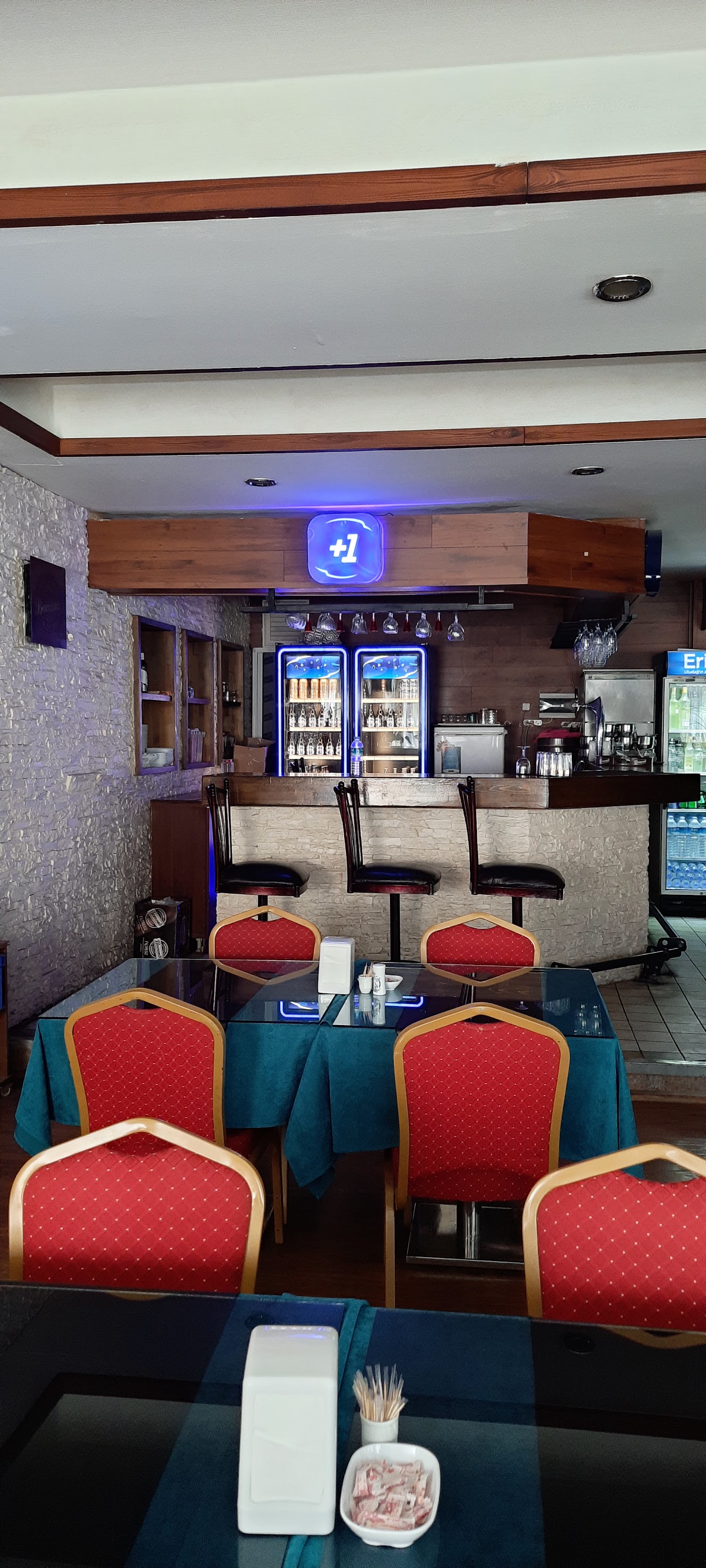 Orkide Restoran mekanı