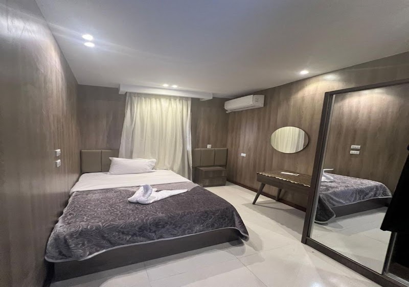 Rotana Palace Suites photo 5