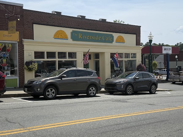 Riverside Cafe