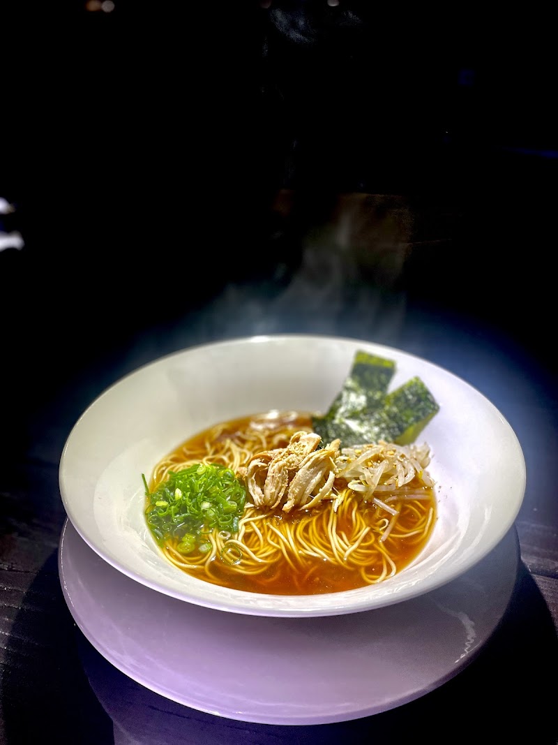 新博多醤油ラーメン バルティーエ 写真2