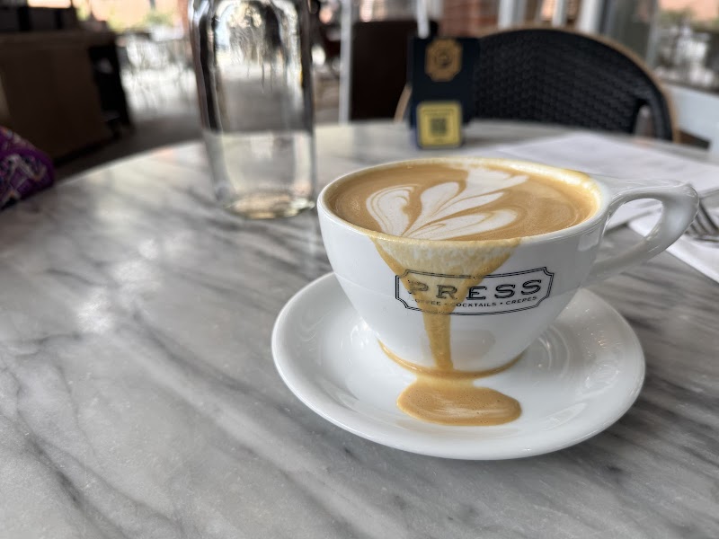 PRESS Coffee Crêpes Cocktails photo 3