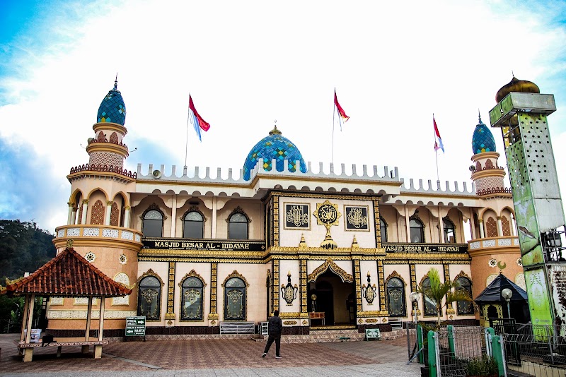 Masjid Besar Al Hidayah photo 1