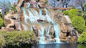 Pirate’s Island Adventure Golf