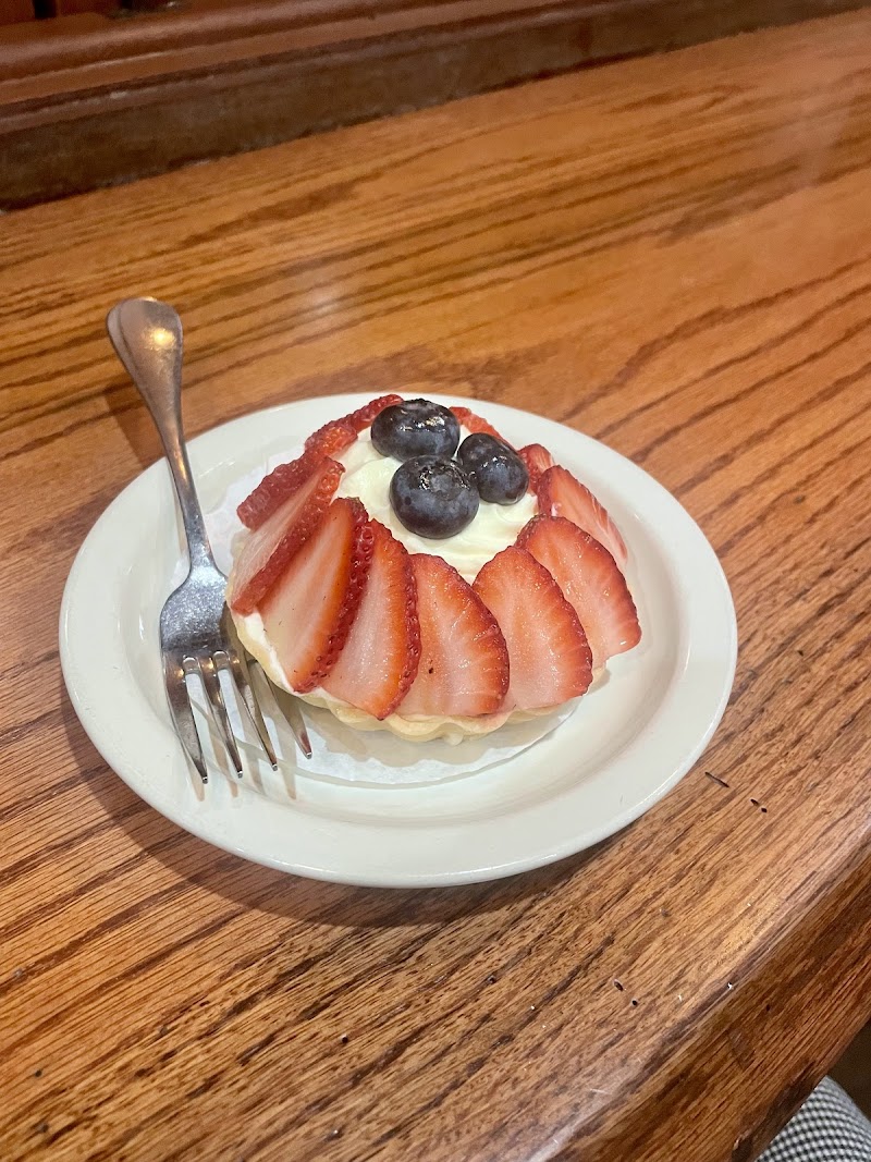 Old Europe Coffee and Desserts Bridgeway Station photo 2