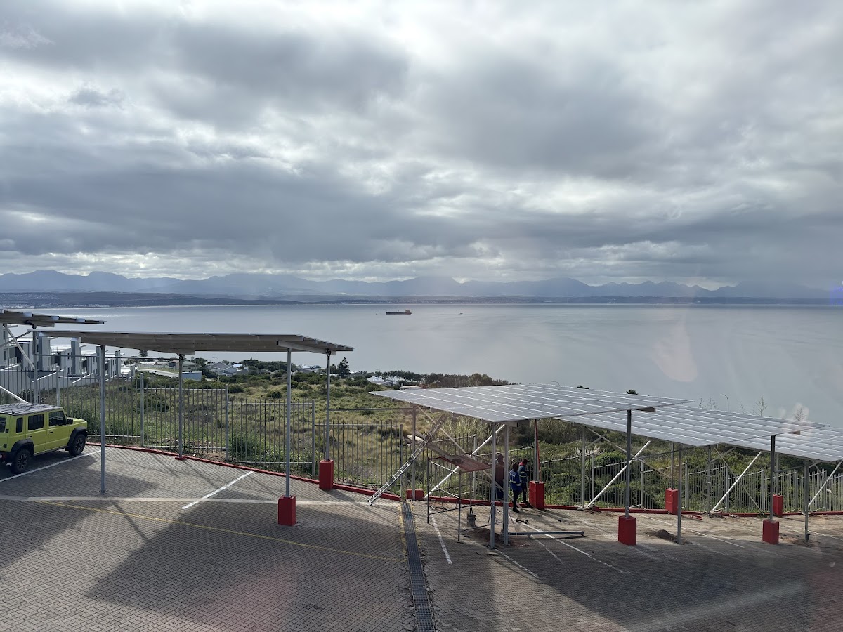 Hennie's Mossel Bay Restaurant — photo 3