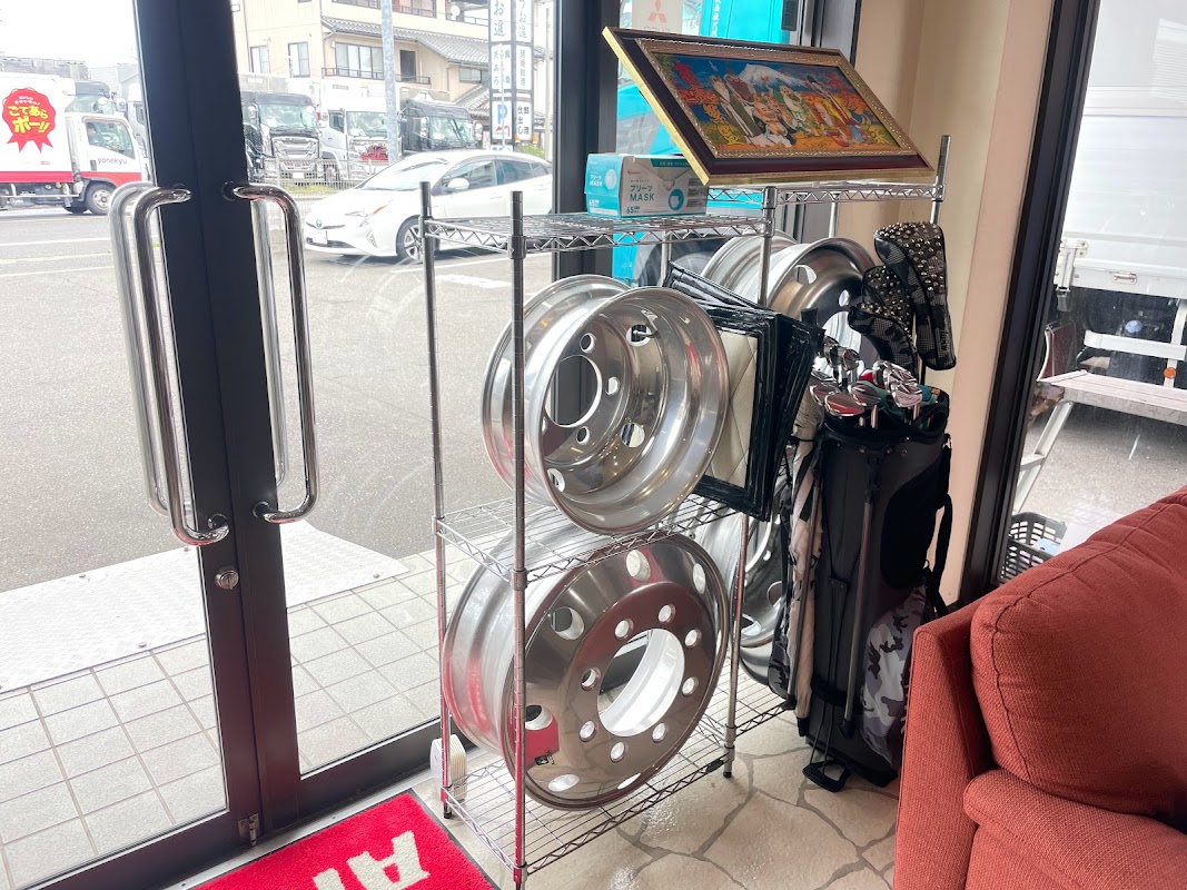 アートフレンドオート トラック 新車 中古車販売 - 画像3