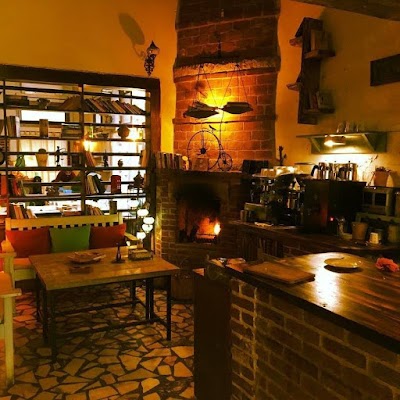 Ares Cafe - Restoran
