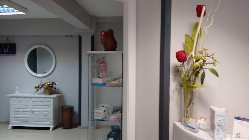 Clinica Dental Maria Fontan photo 3
