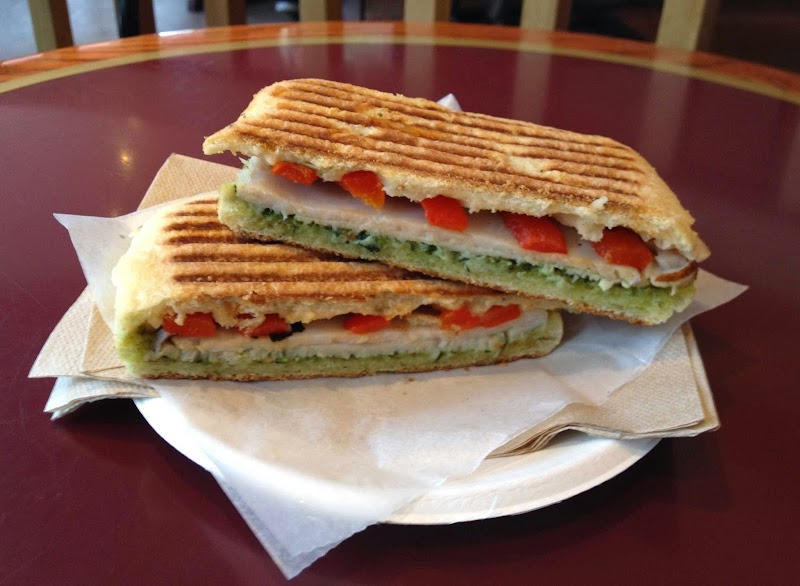 Hot Chocolate Sparrow photo 2