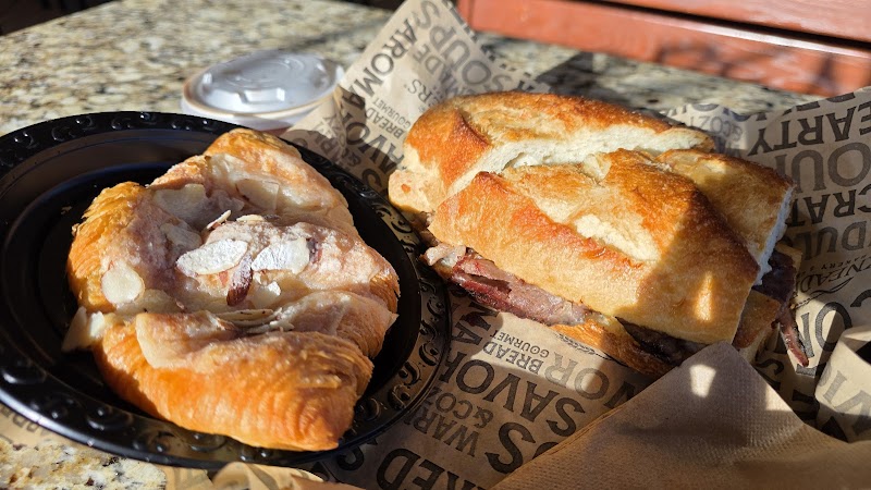 Kneaders Bakery & Cafe photo 3