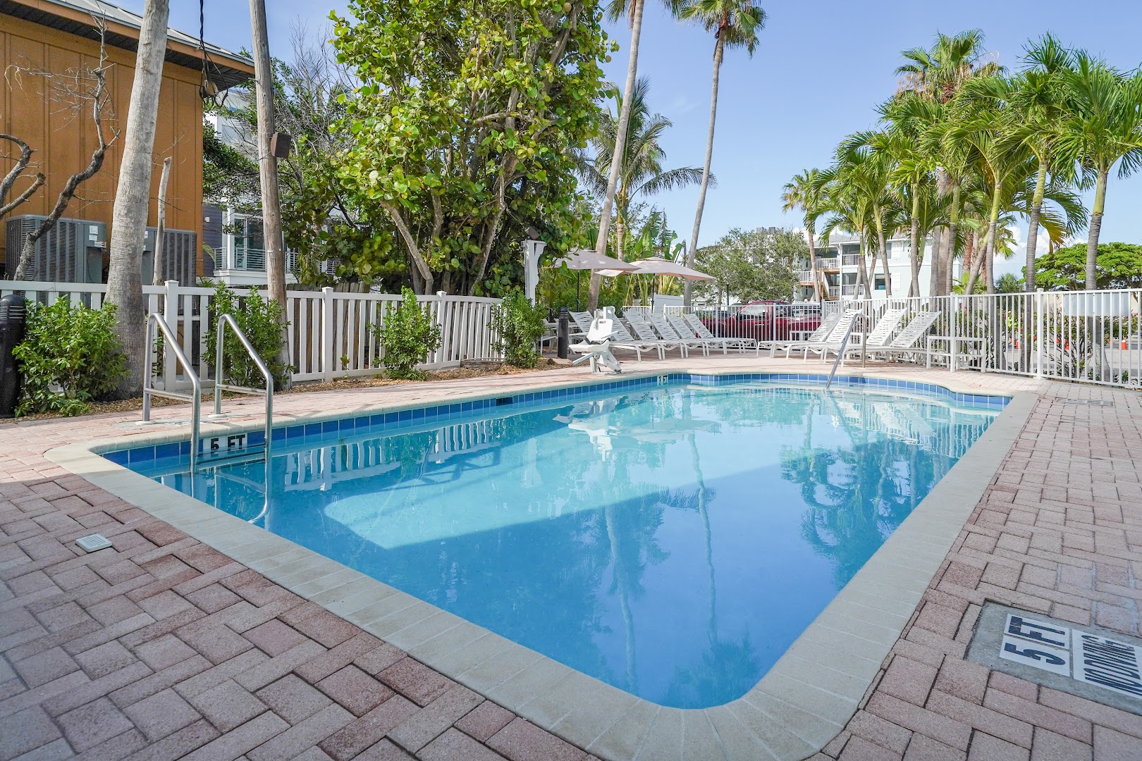 Silver Sands Bridgewalk Resort & Motel photo 3