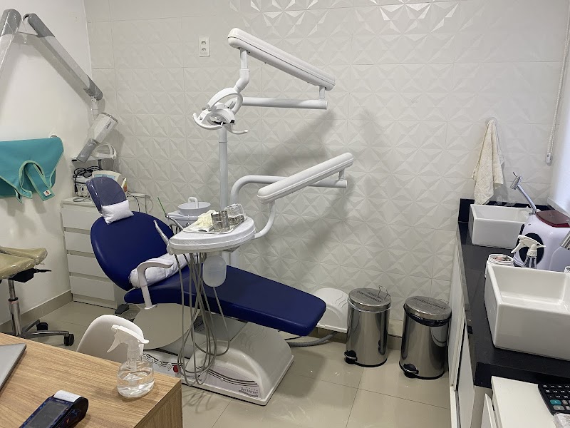 Dra. Carmem Cerquinho - Consultório Odontológico - foto 3