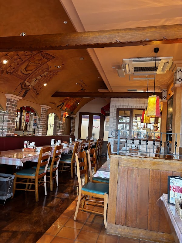 ピッツェリアマリノ 経塚シティ店