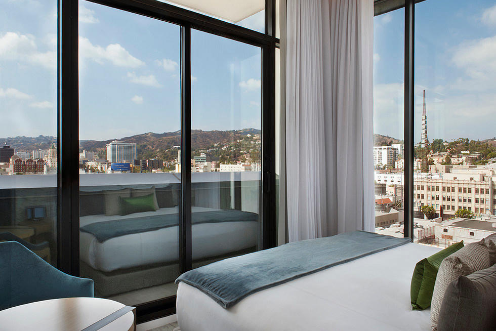 Dream Hollywood, dog-friendly hotel, photo 4