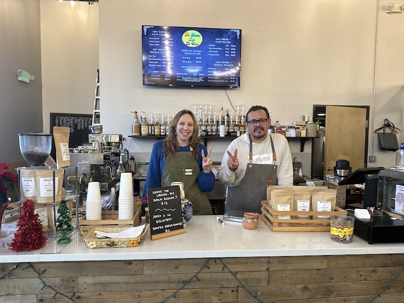 Café La Onda photo 3