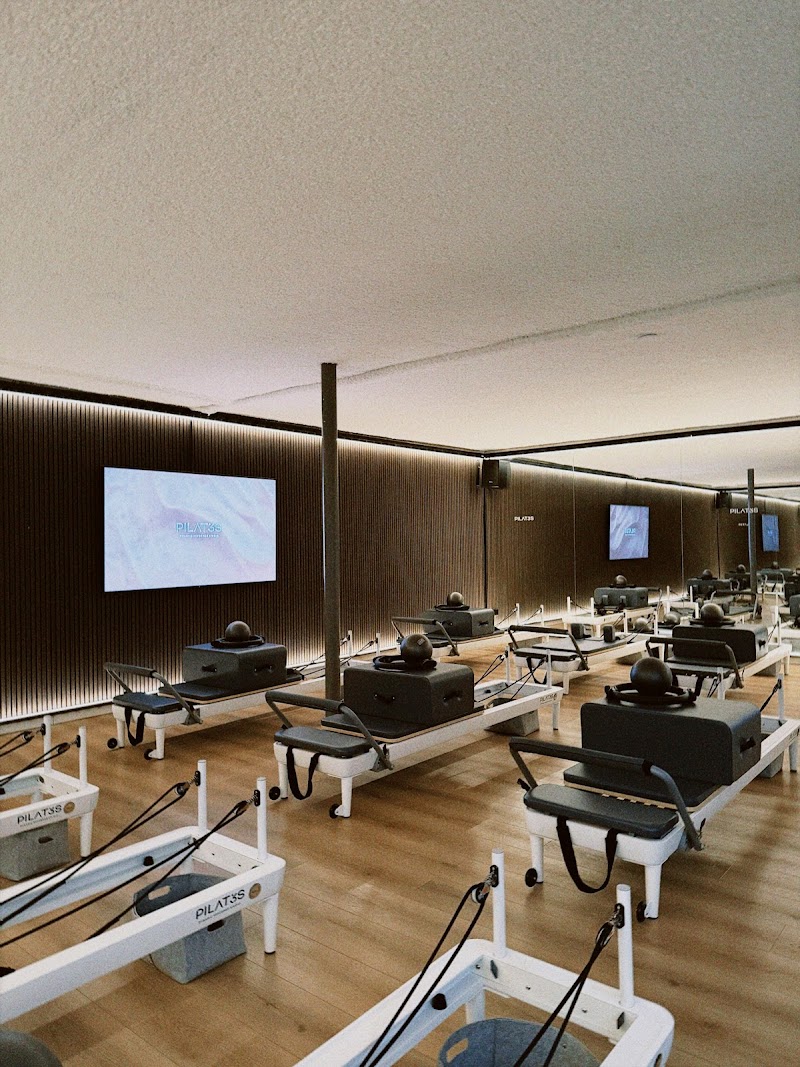 PILAT3S De Pijp - Reformer Pilates Studio