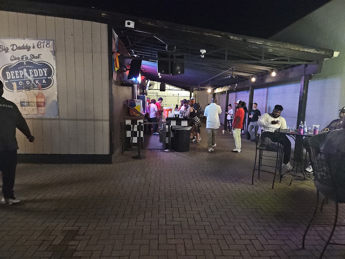 Big Daddy's 618 photo 4