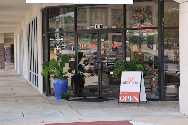 318 Art & Frame