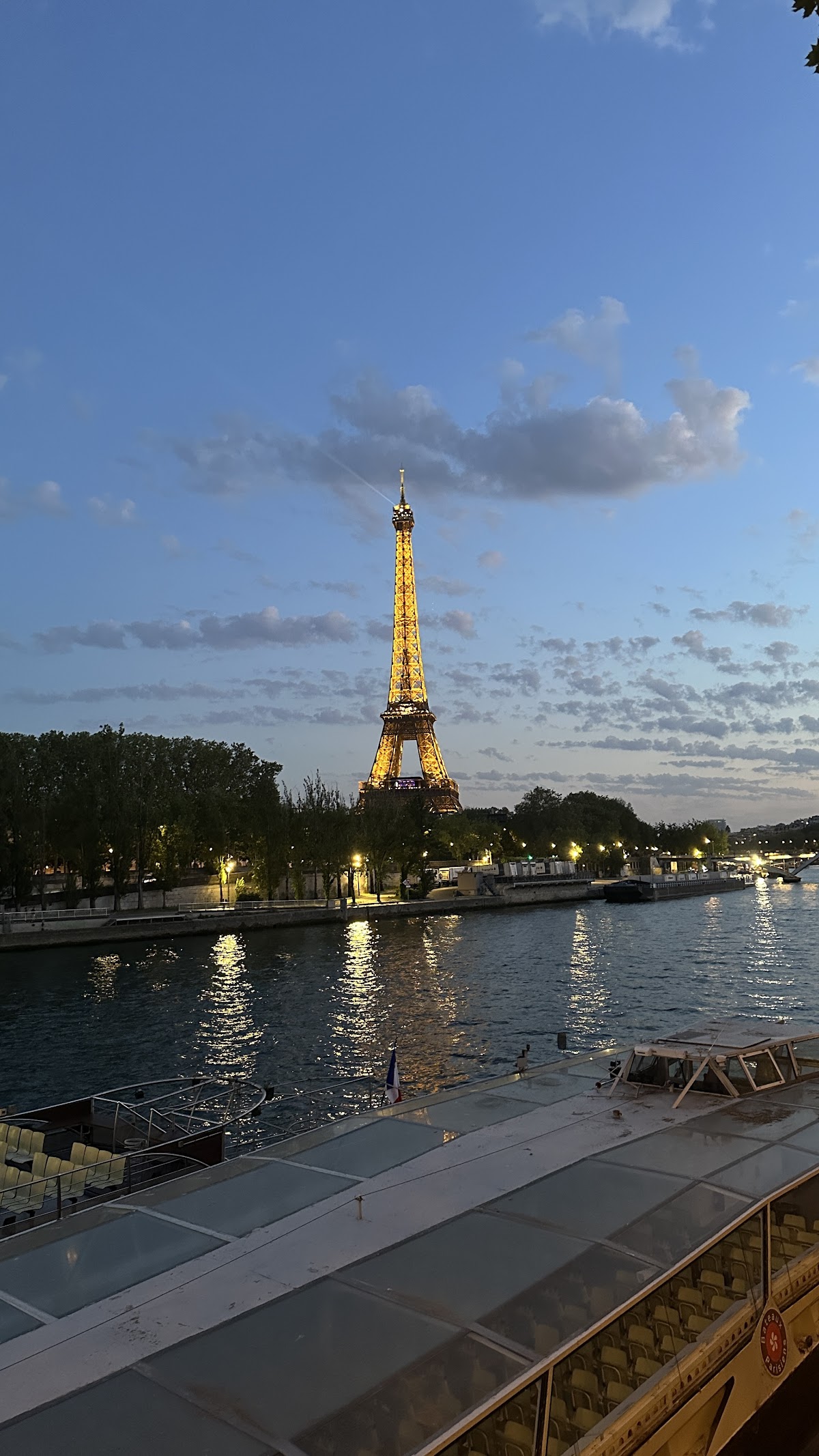 Eiffel Tower photo spots