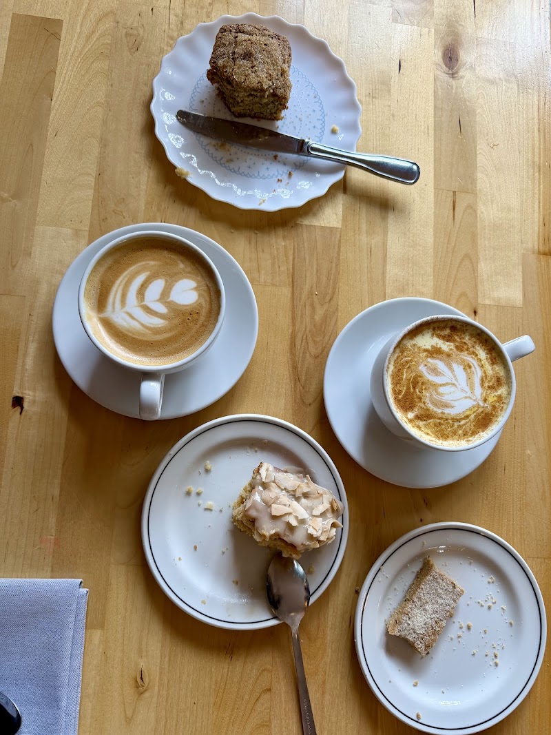 Maplewood Coffee & Tea photo 4