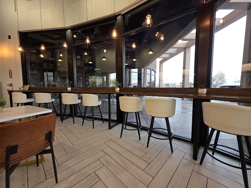 Almond & Oat Coffee Bar photo 5