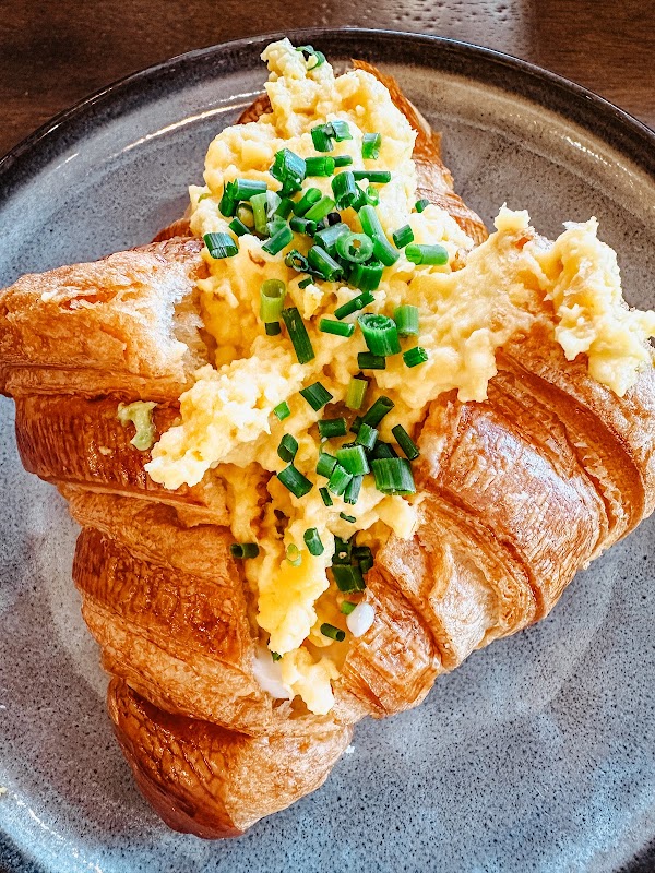 Almond & Oat Coffee Bar photo 3