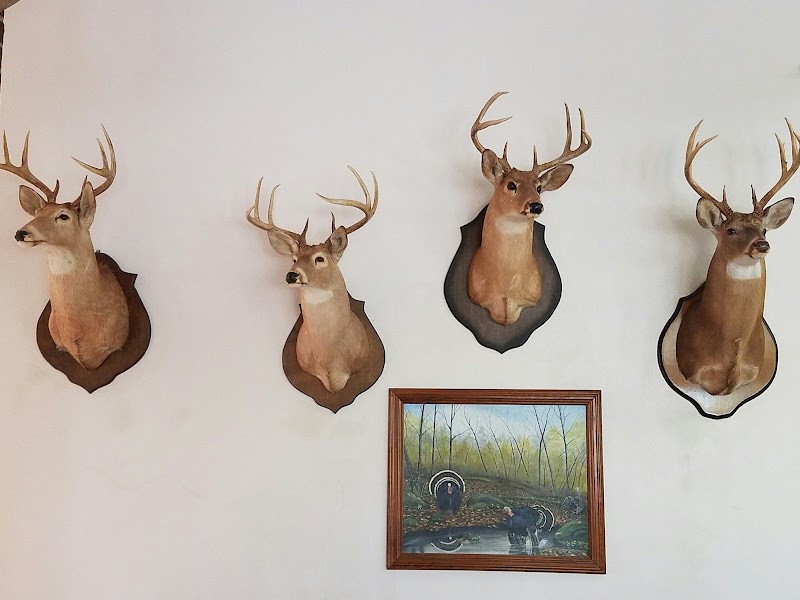 Riverbend Hunting Lodge - Photo 5