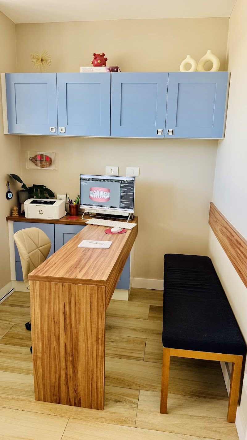 Dra Elise Telles Ortodontia Invisalign Flamengo - foto 5