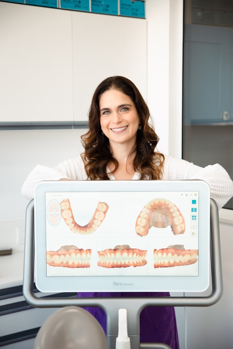 Dra Elise Telles Ortodontia Invisalign Flamengo - foto 3