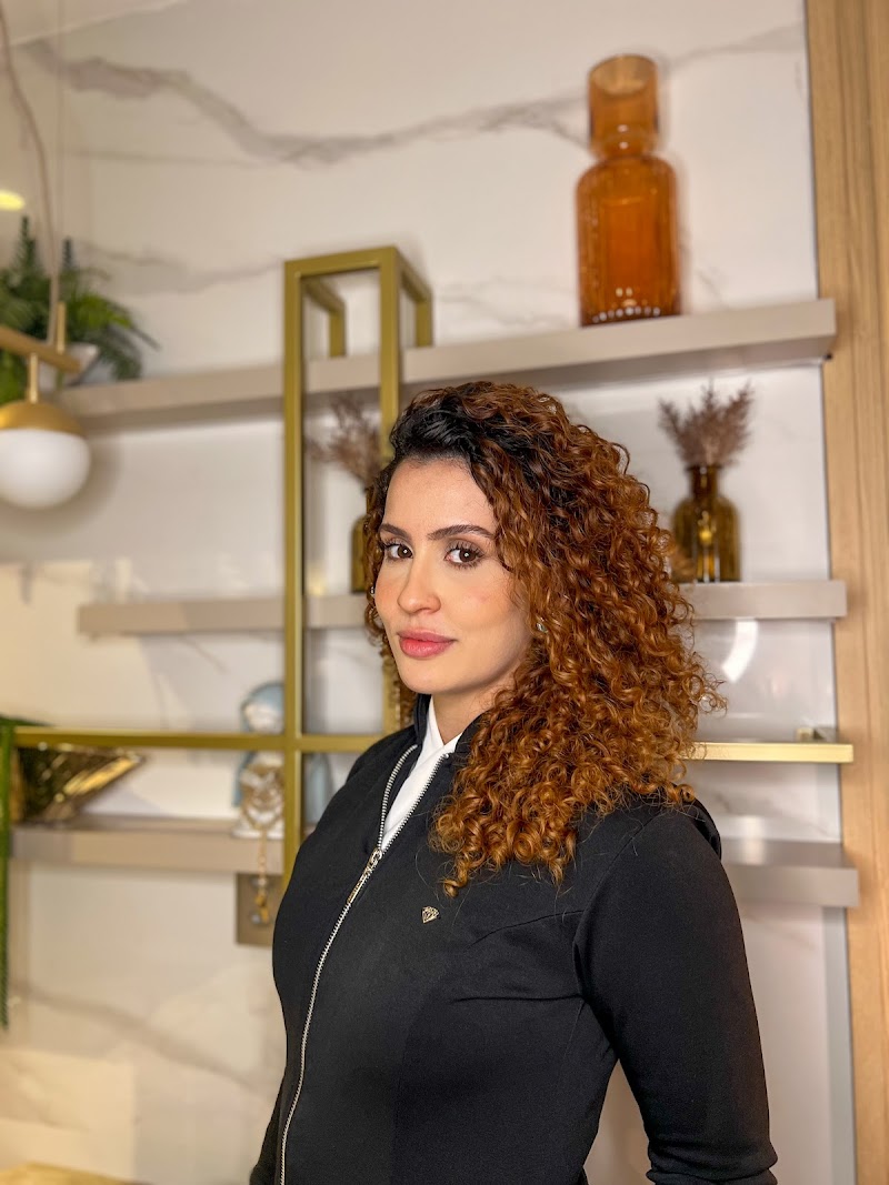 Dra. Victória Gomes - foto 2