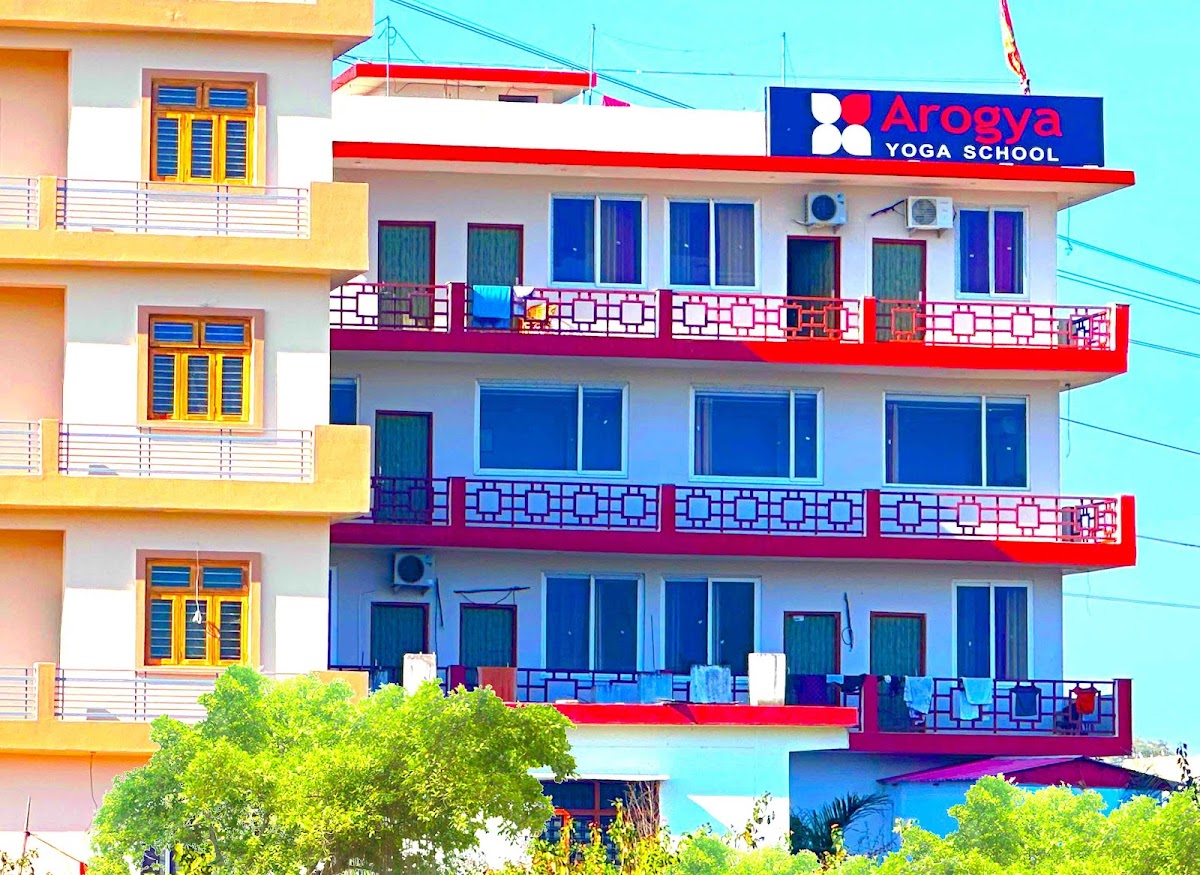 Arogya Yoga School - Yoga teacher training in rishikesh​ RYS 200, 300 — 3