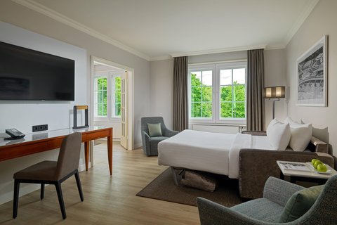Courtyard by Marriott Hamburg Airport, dog-friendly hotel