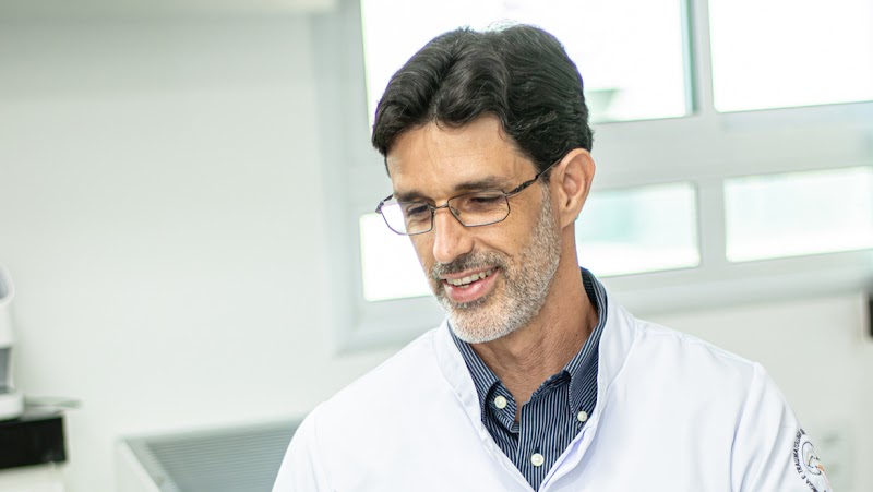 Clínica Odontológica Dr. Marcus Brêda em Jatiúca Maceió, Plano De Saúde, Extração do Siso, Implante Dentário, Cirurgia - foto 1