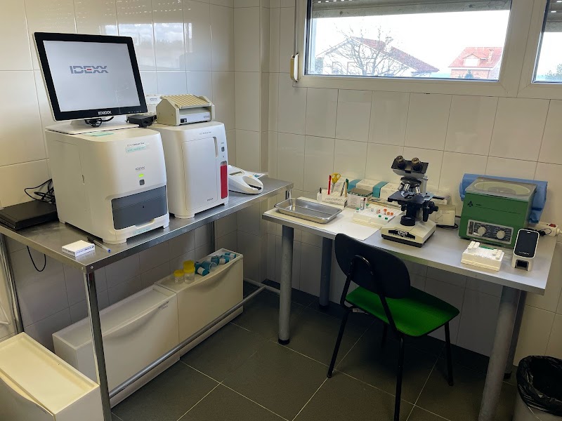 Clínica Veterinaria Pedreña