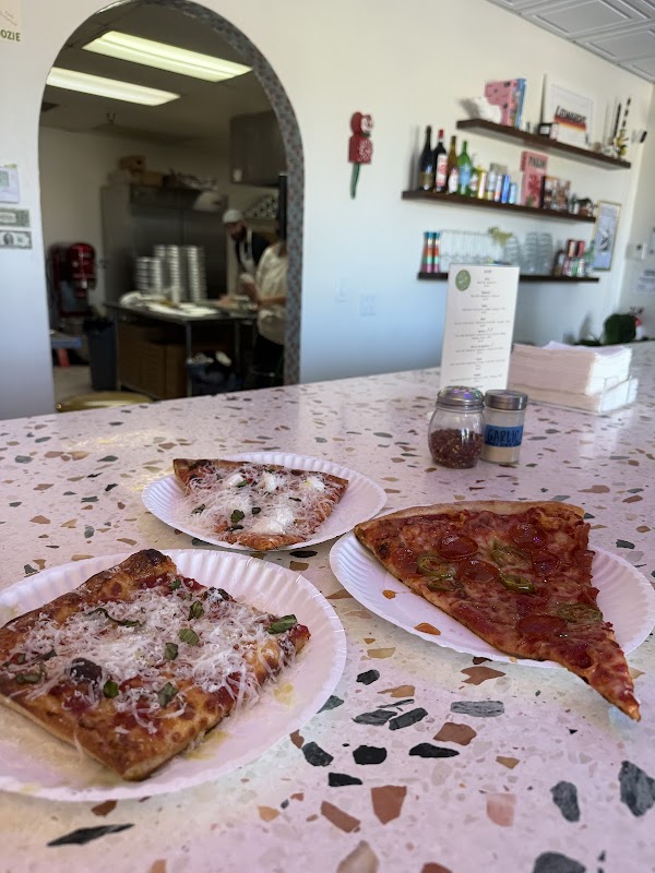 Leonardi's Pizza photo 7